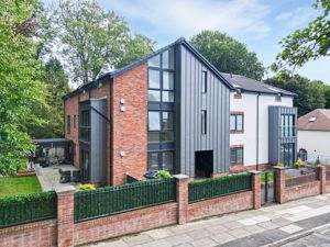 Photo 22- click for photo gallery